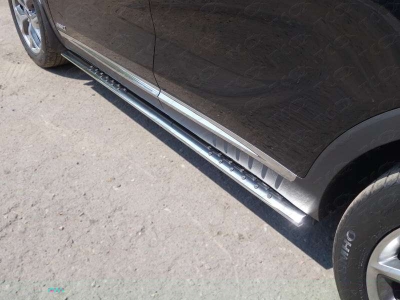Пороги труба овальная с проступью 75х42 мм ТСС для Kia Sorento Prime 2015-2017